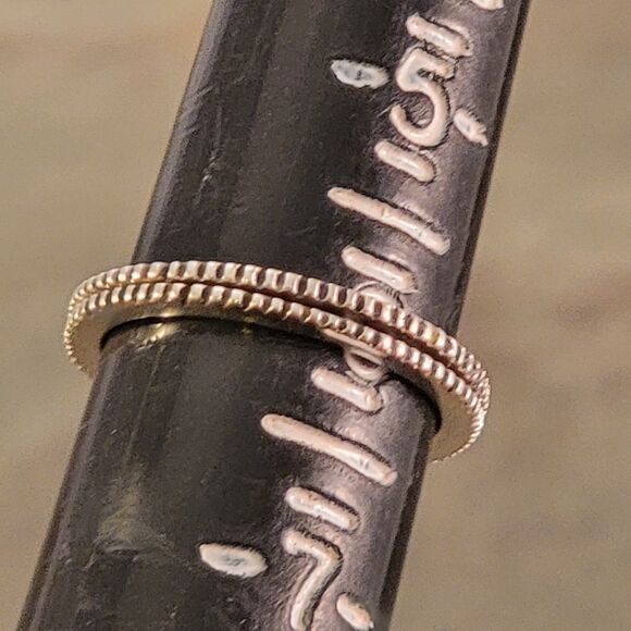 Sterling Sawtooth Design Two Ring Set - Picture 5 of 6